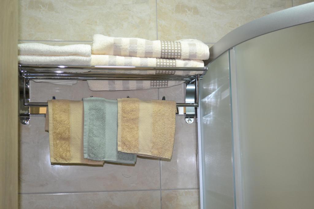 Apartment Gashi Pristina Esterno foto