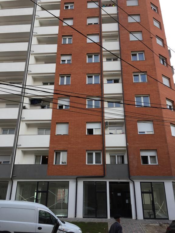 Apartment Gashi Pristina Esterno foto